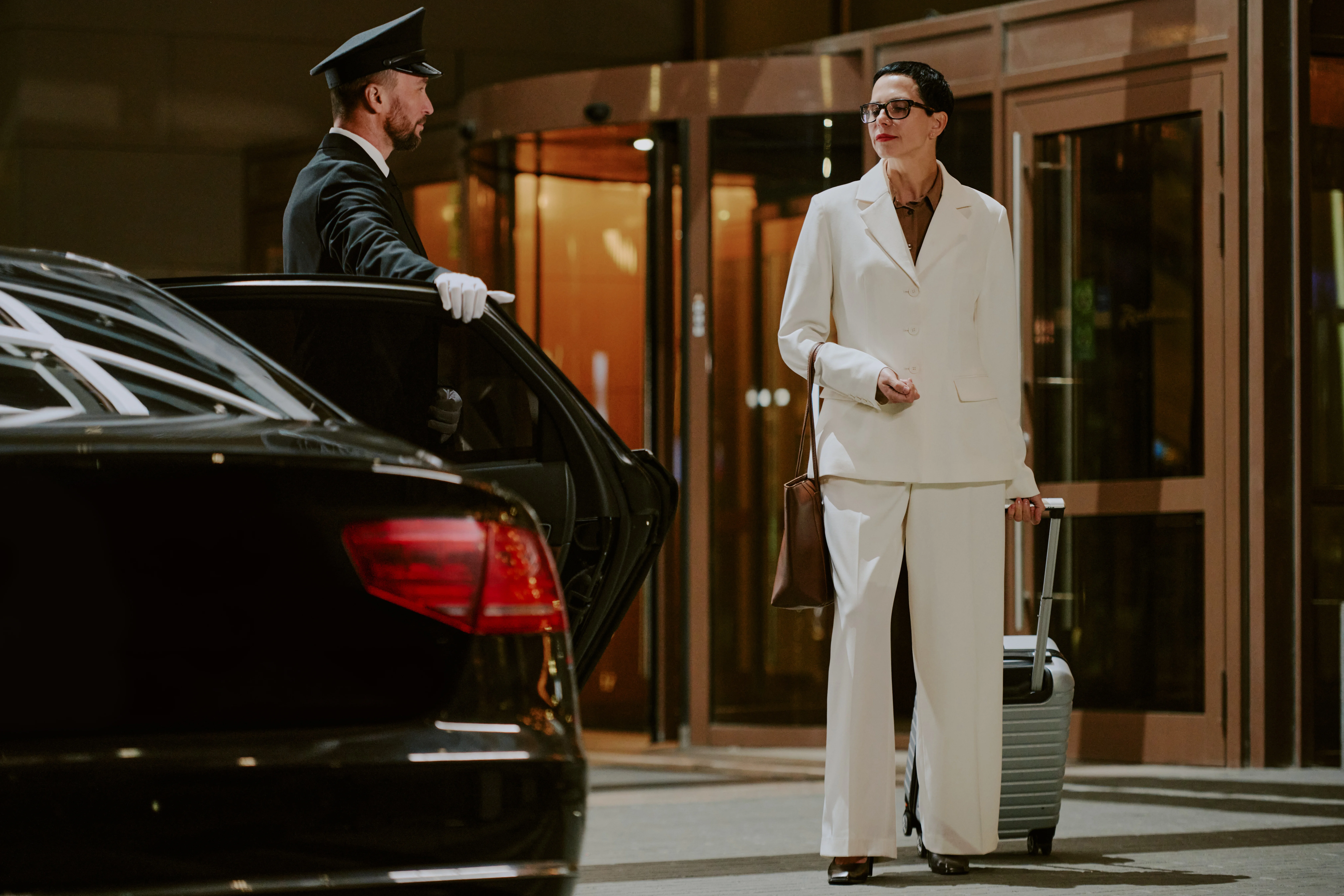 Private chauffeur service in Los Angeles - luxury black car experience by Cadiz & Lluis